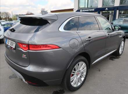 Jaguar - F-Pace