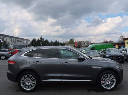 Jaguar - F-Pace