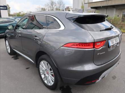 Jaguar - F-Pace