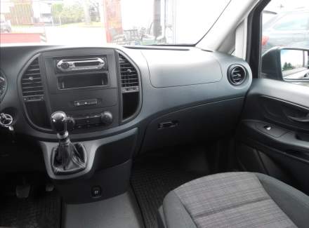 Mercedes-Benz - Vito