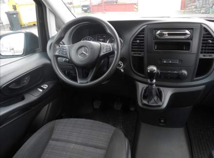Mercedes-Benz - Vito