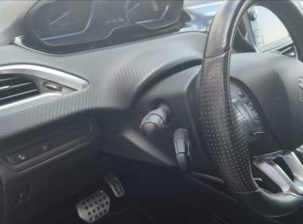 Peugeot - 2008