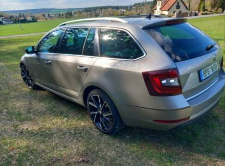Škoda - Octavia