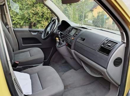 Volkswagen - Caravelle