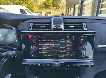 DS Automobiles - DS7 Crossback