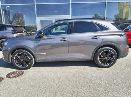 DS Automobiles - DS7 Crossback