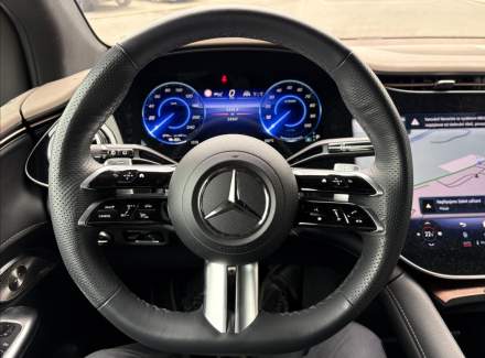 Mercedes-Benz - EQE