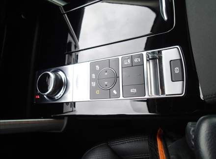 Land Rover - Discovery