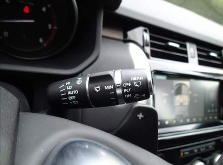 Land Rover - Discovery