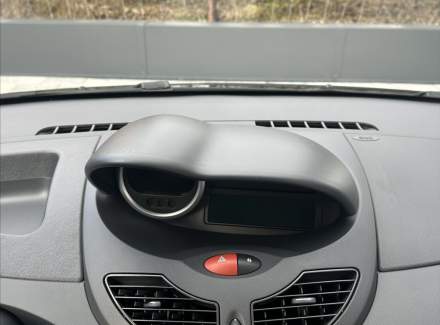 Renault - Twingo