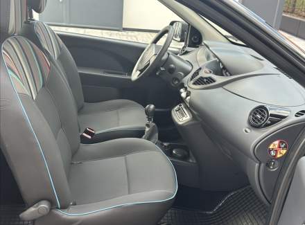 Renault - Twingo