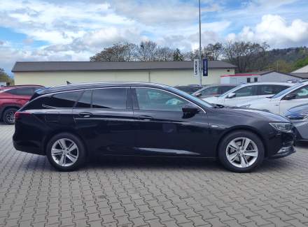 Opel - Insignia