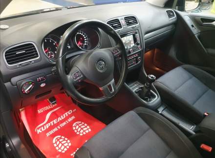 Volkswagen - Golf