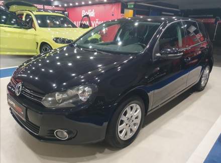 Volkswagen - Golf