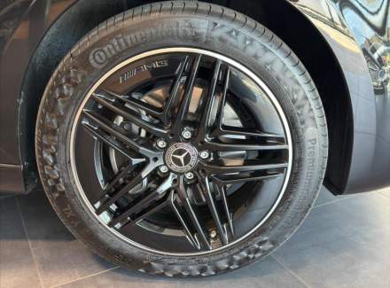 Mercedes-Benz - V-class