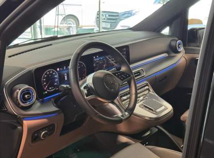 Mercedes-Benz - V-class