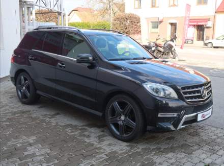 Mercedes-Benz - M-class