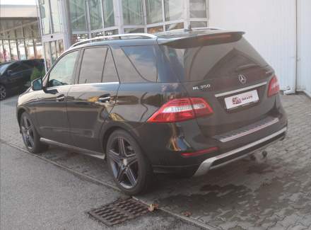 Mercedes-Benz - M-class