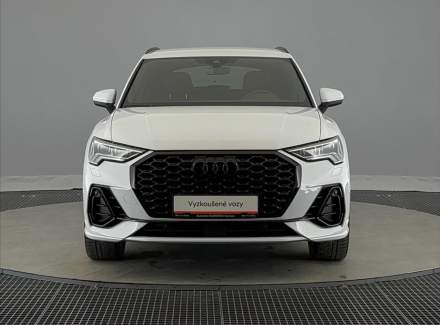 Audi - Q3