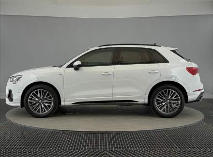 Audi - Q3