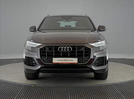 Audi - Q8