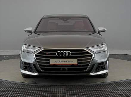 Audi - S8