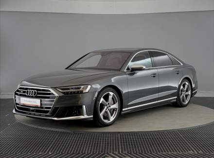 Audi - S8