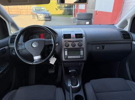 Volkswagen - Touran