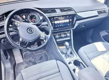 Volkswagen - Touran