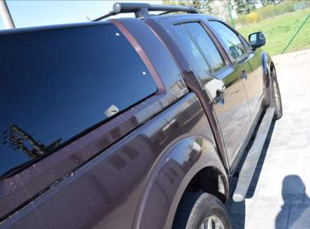 Nissan - Navara