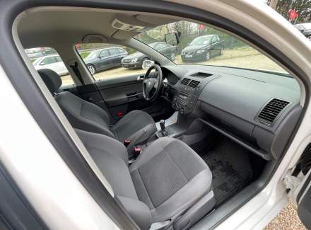 Volkswagen - Polo