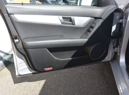 Mercedes-Benz - C-class