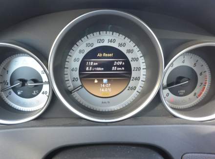 Mercedes-Benz - C-class