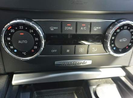 Mercedes-Benz - C-class