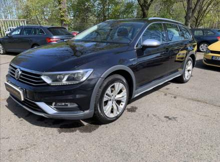 Volkswagen - Passat
