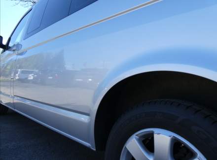 Volkswagen - Caravelle