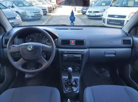 Škoda - Octavia