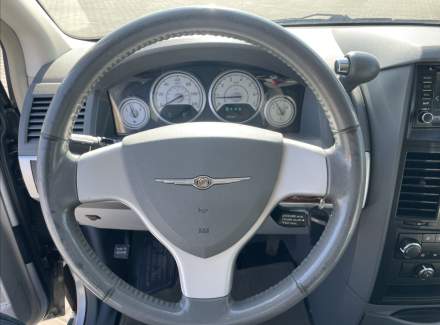 Chrysler - Town & Country