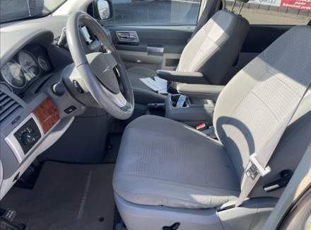 Chrysler - Town & Country