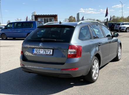 Škoda - Octavia