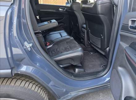 Jeep - Grand Cherokee
