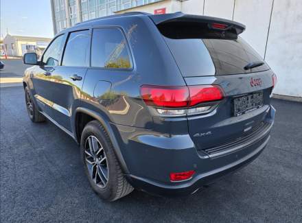 Jeep - Grand Cherokee