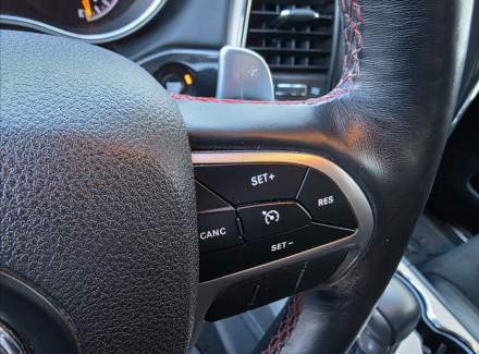 Jeep - Grand Cherokee