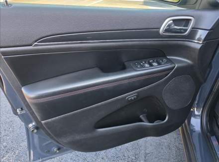 Jeep - Grand Cherokee