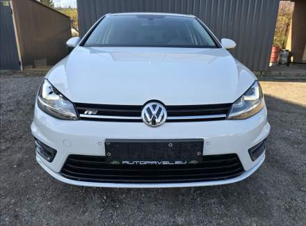 Volkswagen - Golf