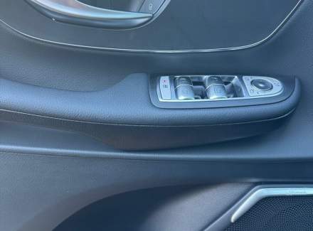 Mercedes-Benz - V-class