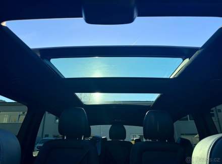 Mercedes-Benz - V-class