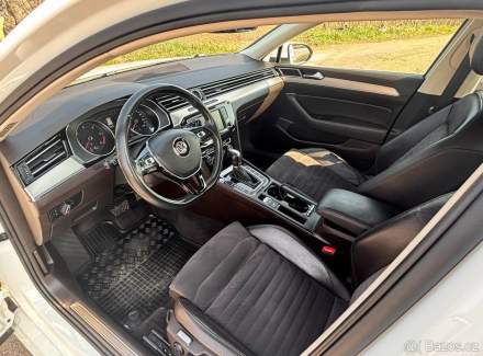 Volkswagen - Passat