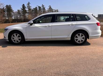 Volkswagen - Passat