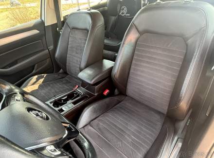 Volkswagen - Passat